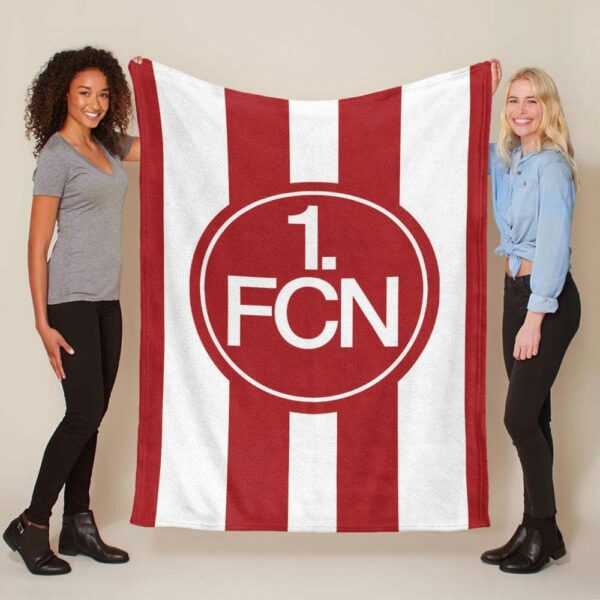1. FC Nürnberg rot-weißer vertikaler Hintergrund Fleecedecke - Decke